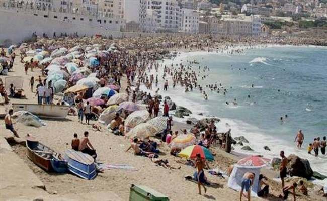 تسخير أكثر من 1100 من عناصر الشرطة لحماية الشواطئ و الأماكن السياحية
