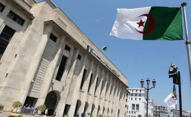 مشاركة وفد برلماني في أشغال الدورة العادية لمؤتمر الاتحاد الإفريقي برواندا