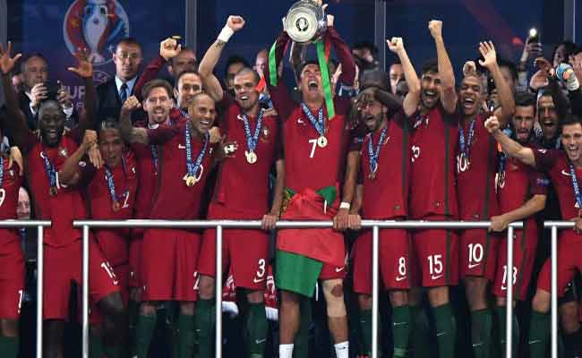 منتخب البرتغال يحول حزن رونالدو إلى فرحة تاريخية