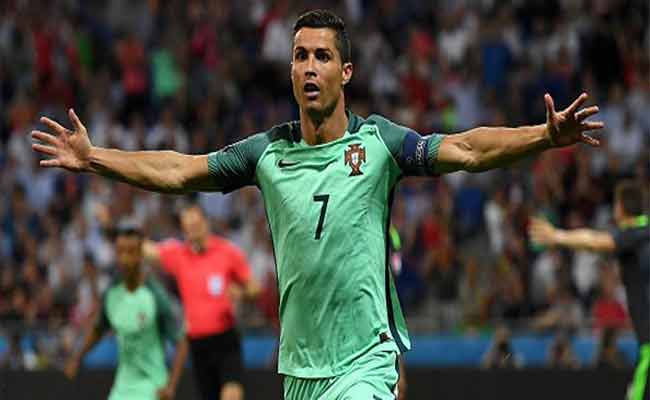 رونالدو: الوصول للنهائي الأوروبي أهم من الرقم القياسي