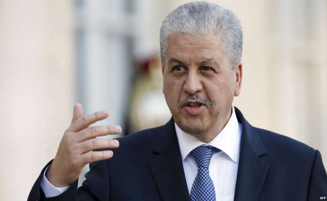 الوزير الأول عبد المالك سلال : ليس لدينا أي مشكل مع الصحافة