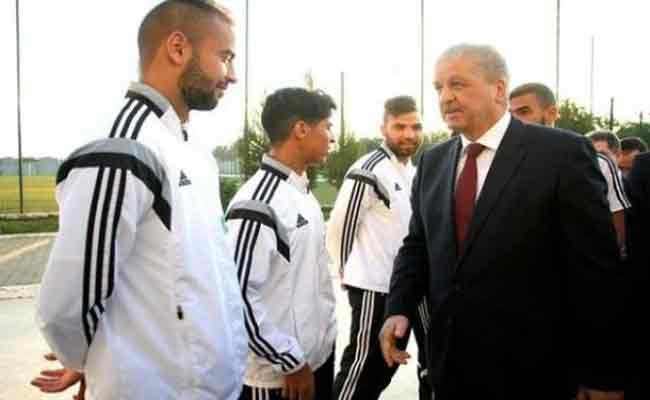 سلال يدعو الرياضيين لتشريف الجزائر في الأولمبياد
