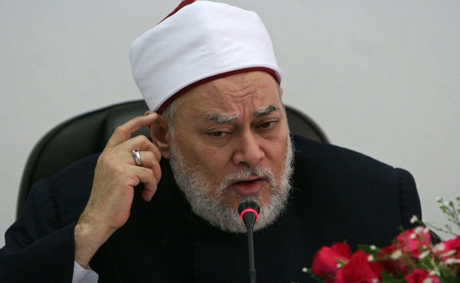مفتي مصر السابق ينجو من محاولة اغتيال