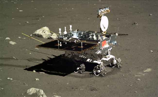 الروبوتRover Yutu الذي يتواجد على سطح القمر توقف عن العمل