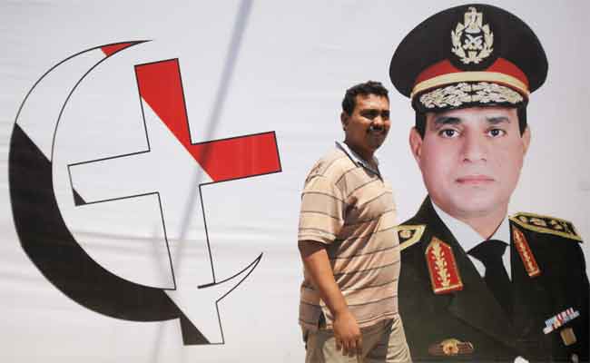 السيسي يجس نبض الوضع للترشح لولاية ثانية