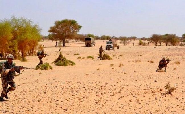 اعتقال 3 إرهابيين بعد تسليمهم أنفسهم للسلطات الأمنية بأدرار