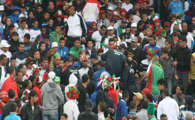 الاعلان عن قانون منع المشاغبين من دخول الملاعب