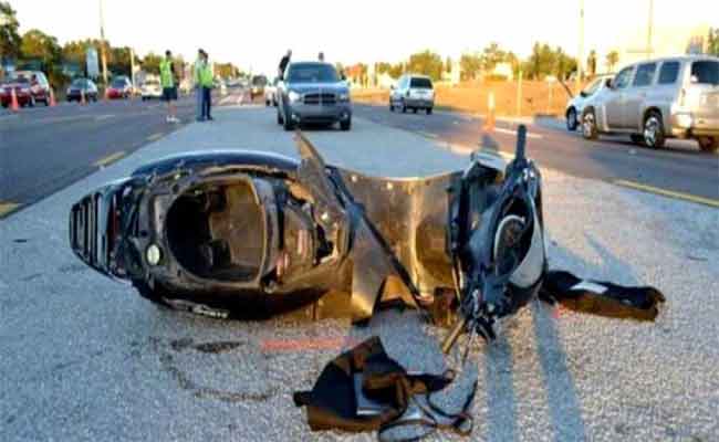 حادثة سير مميتة أدت لمصرع شخصين و إصابة ثالث بعد انحراف دراجة نارية ببوسماعيل
