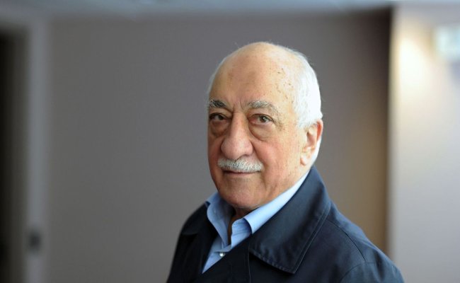 فتح الله كولن يبعث رسالة لعلي جمعة بعد فشل اغتياله
