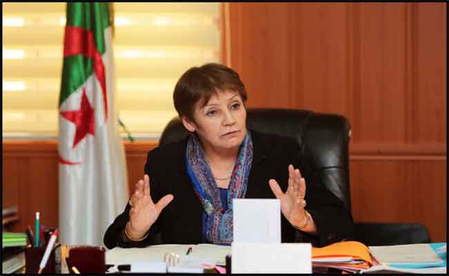 نورية بن غبريت: هناك أطرف تحاول توظيف المدرسة لتصفية حسابات سياسية