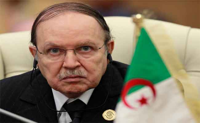 الرئيس بوتفليقة يبعث برقية تهنئة للرئيس الغابوني بمناسبة احتفال بلاده بعيدها الوطني