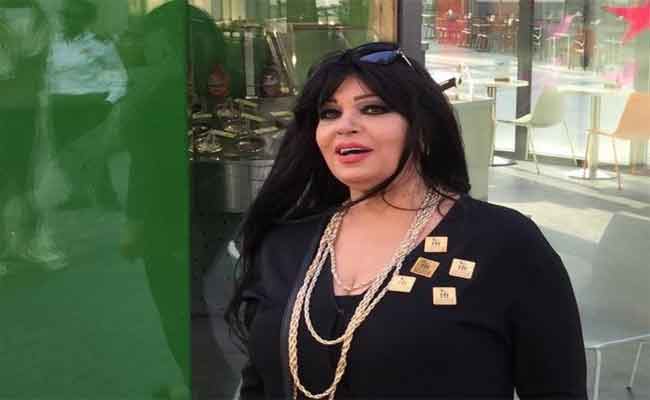 فيفي عبده و دينا يدربان الرقص الشرقي في أوربا