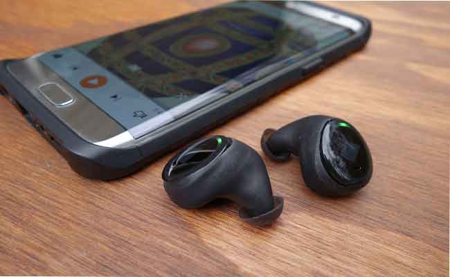 Bragi تكشف عن سماعات مبسطة جديدة بنصف ثمن سابقتها