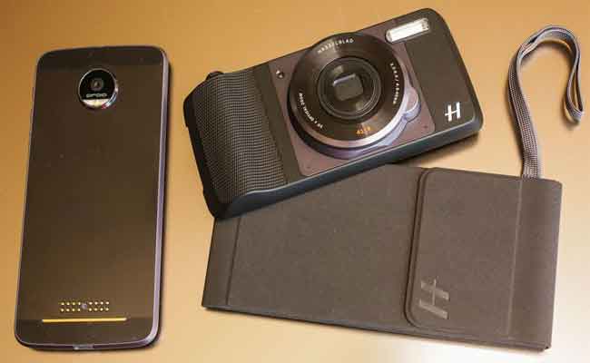 لينوفو تكشف عن كاميراHasselblad True Zoom لهواتف Moto Z