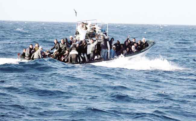 إحباط محاولات هجرة 78 شخصا و توقيف 15 مهربا بجنوب و غرب البلاد