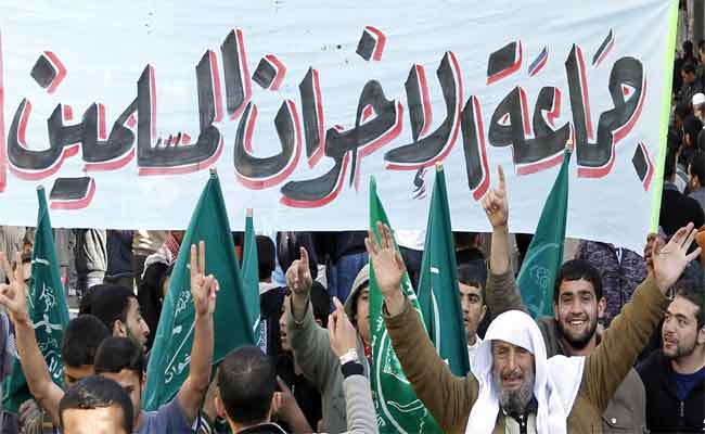 4 أزمات غريبة حملتها الحكومة المصرية لجماعة الإخوان المسلمين