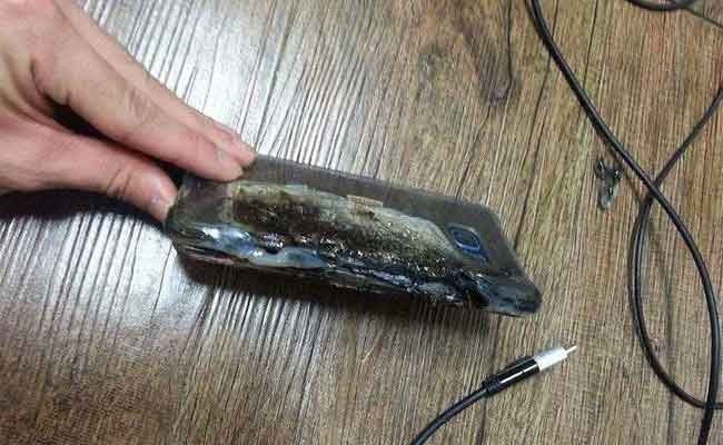 مستخدم يهاجم سامسونج قضائيا بسب الحروق التي سببها له هاتف Note 7