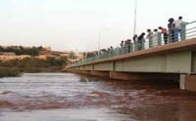 العثور على جثة طفل جرفته مياه السيول بواد ضاية البخور في ولاية الجلفة