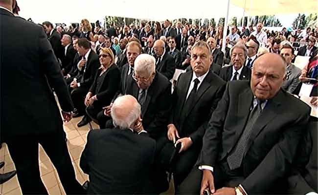 غضب فيسبوكي من تأثر بعض المسئولين العرب من وفاة