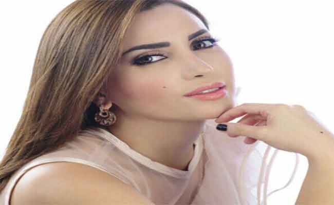 تتويج نسرين الطافش بجائزة افضل ممثلة عربية لعام 2016