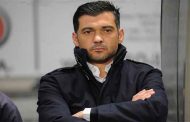 مدرب برتغالي شهير مرشح لتدريب الخضر