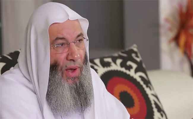 حسان : نشر صور خامنئي فتنة