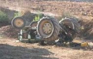 وفاة شخص بعد انقلاب جرار فلاحي كان يقود بولاية ميلة