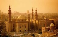 وزارة الأوقاف المصرية تواجه الدعوة للتظاهر بخطبة موحدة