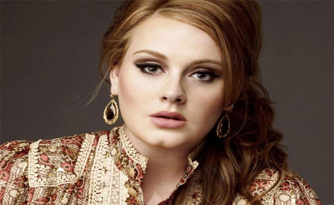 لأول مرة ..أديل تعانق جمهورها في أستراليا