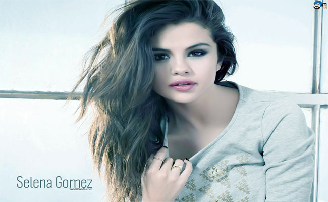 Selena Gomez أفضل مغنية بوب لعام 2016