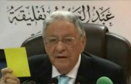 في سابقة في تاريخ الأفلان: ولد عباس يصبح حكما بإشهار البطاقات الصفراء و الحمراء في وجه من يتكلمون باسمه