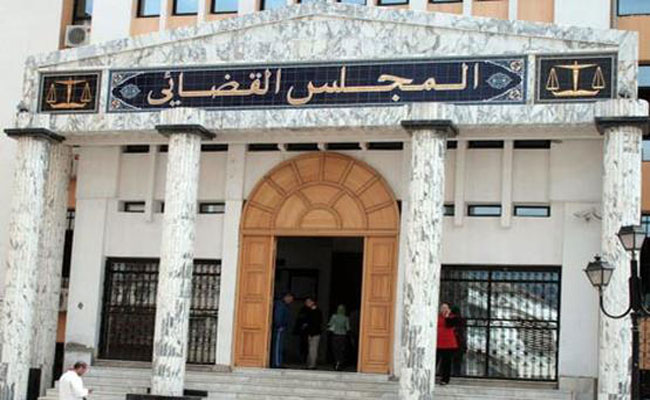 الحكم الغيابي بالسجن المؤبد في حق رعية إسباني متابع بجنحة محاولة القتل العمدي بقالمة