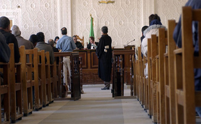 أحكام ما بين عامين و 20 سنة في حق 9 متهمين متابعين في قضية الانخراط في جماعة إرهابية و تمويلها بتبسة