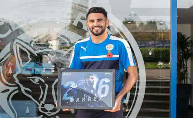 محرز أفضل لاعب وسط في العالم