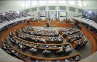 الانتخابات البرلمانية الكويتية: توجه قرابة نصف مليون شخص ناخب كويتي لاختيار برلمان جديد