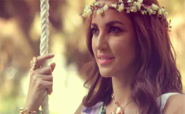 الرئيس التونسي يكرم درة بوسام الاستحقاق الوطني