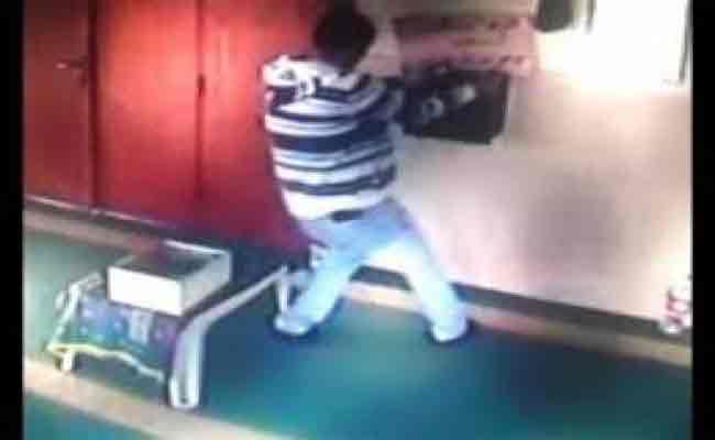 السرقة تطال مساجدنا فاحذروا أيها المتعبدون، توقيف شخص أربعيني مختص في سرقة بيوت الله بالأغواط