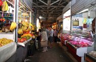الحكومة تقرر تجميد إنجاز 189 سوقا مغطاة