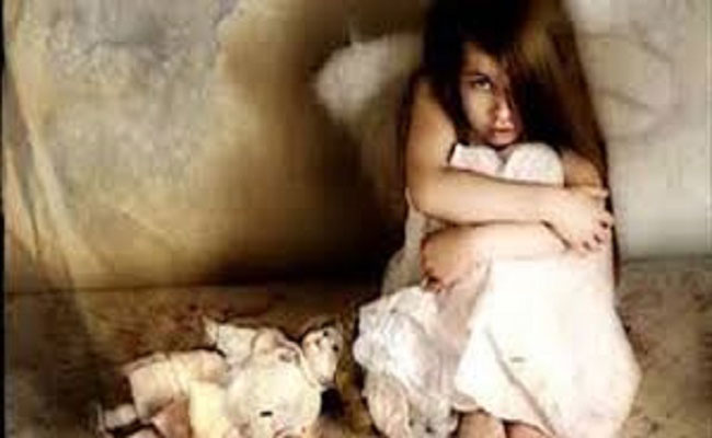 كاد المعلم ان يكون بدوفيلاً / 3 سنوات سجنا فقط لمعلم اعتدى جنسيا على 4 قاصرات