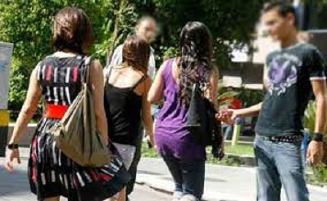 تحقيق خاص دعارة ومخدرات / بين الاضرابات والمسلسلات ضاع التلاميذ
