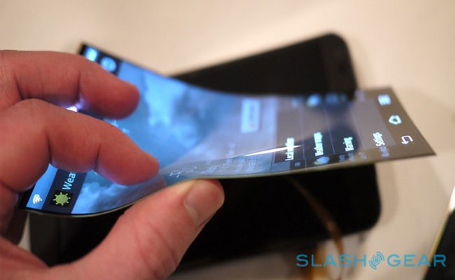 LG ستزود كل من آبل ميكروسوفت وجوجل بشاشات مرنة