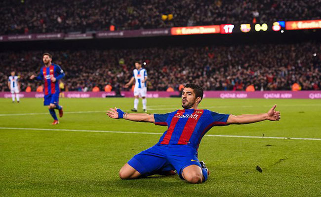 برشلونة يسحق إسبانيول في ديربي كتالونيا