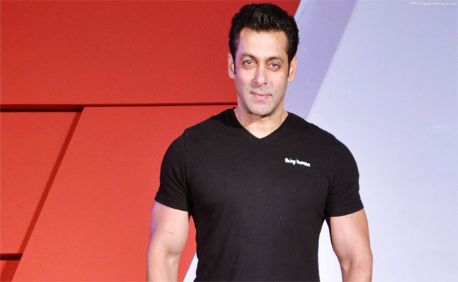 الأعلى دخلا في بوليوود لعام 2016 Salman Khan
