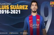سواريز يجدد عقده مع فريق برشلونة