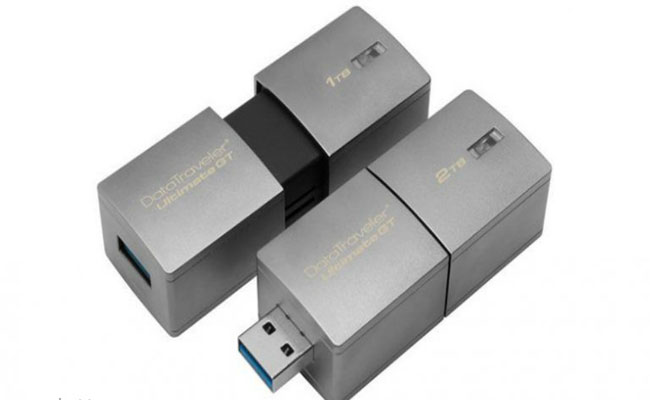 مفتاح USB بقدرة تخزين 2 تيرابايت