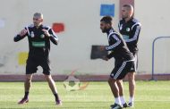 نجوم الخضر يلتحقون بالمعسكر