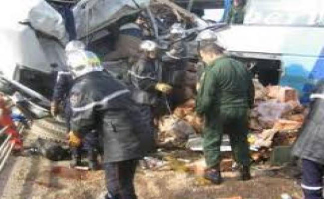 حرب الطرق : في ظرف أسبوع وفاة 22 شخص وجرح 785 آخرين في 780 حادث مرور