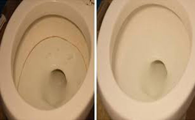 تخلصوا من ترسبات المرحاض.. بمزج هذه المكونات دون داعٍ للفرك!