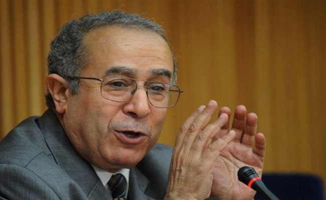 لعمامرة على رأس الوفد الجزائري المشارك في أشغال المجلس التنفيذي وفي المشاورات التحضيرية لقمة الإتحاد الافريقي