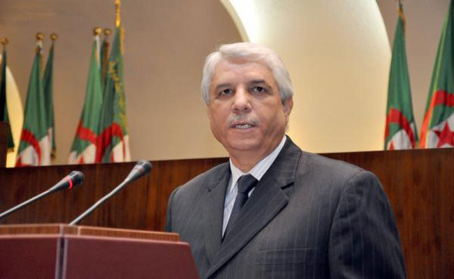 لوح يكشف عن